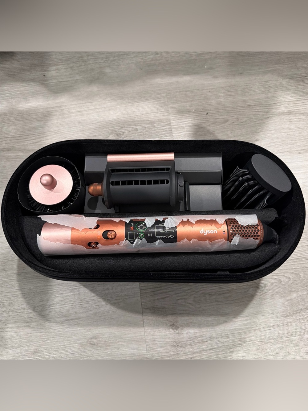Dyson Airwrap i.d.™Multi-Styler in Amber Silk NOB w/ all attachments GENUINE
